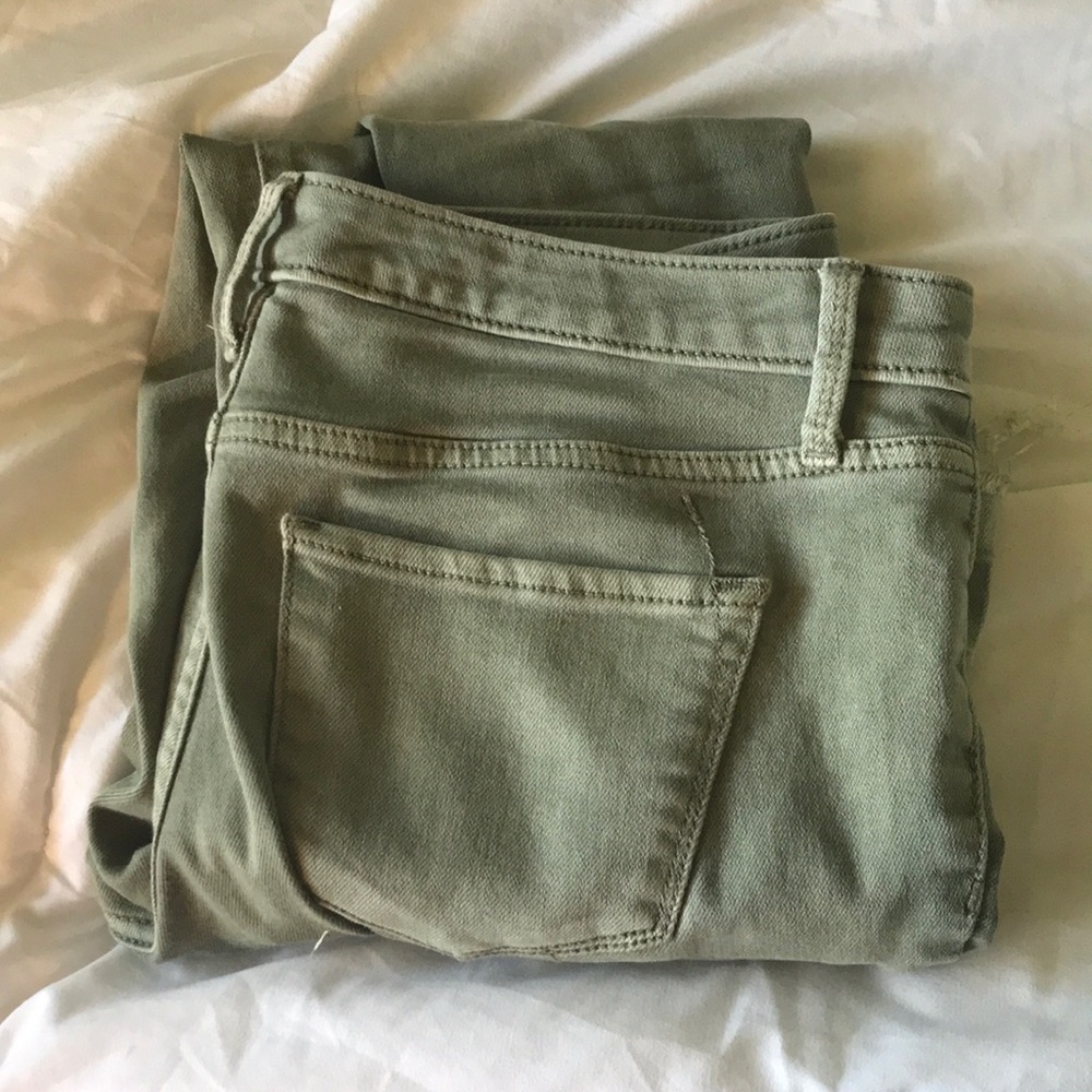 Olive jeans